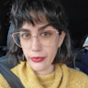 Meet your Posher, Alejandra